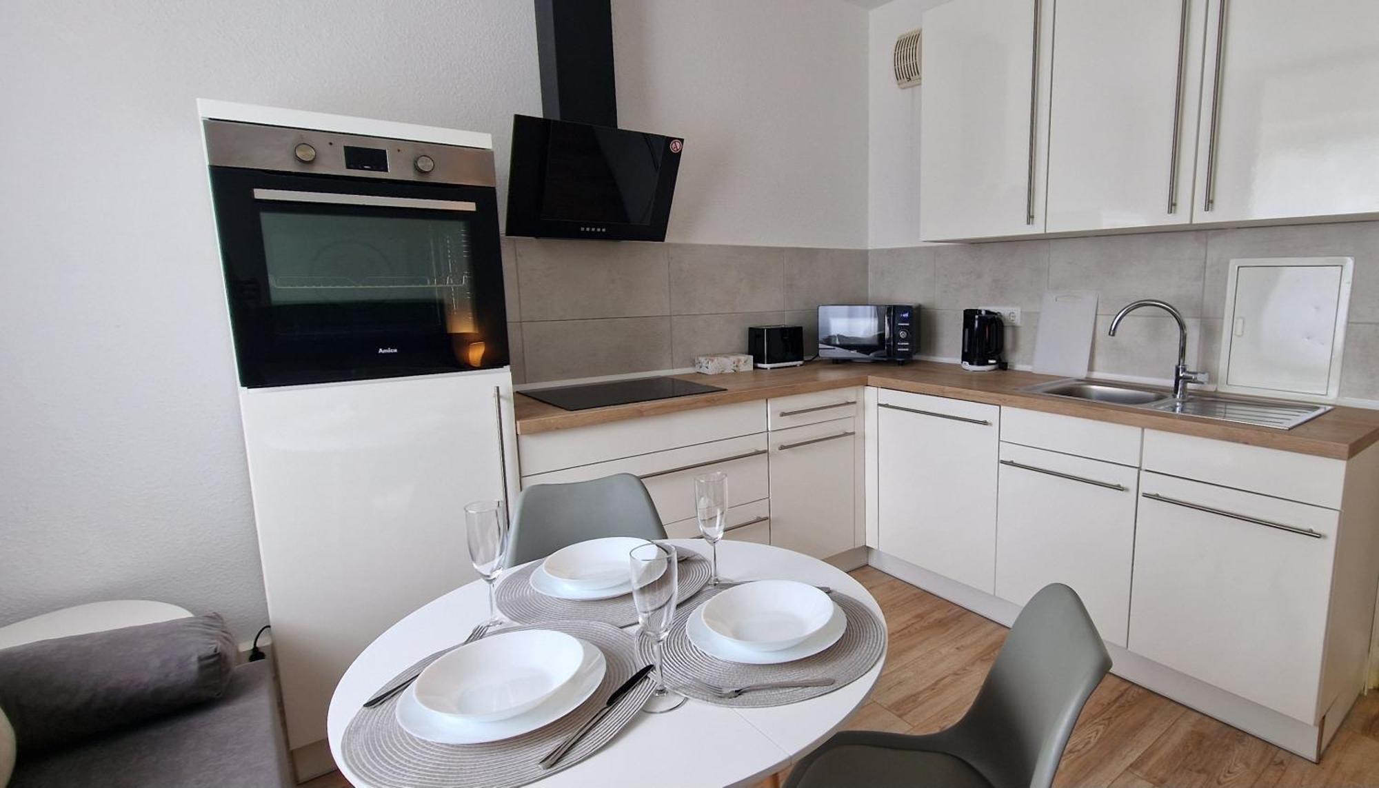 Zentrum Apartment - Oled Tv - Ps4 - Balkon - Parking Chemnitz Zewnętrze zdjęcie